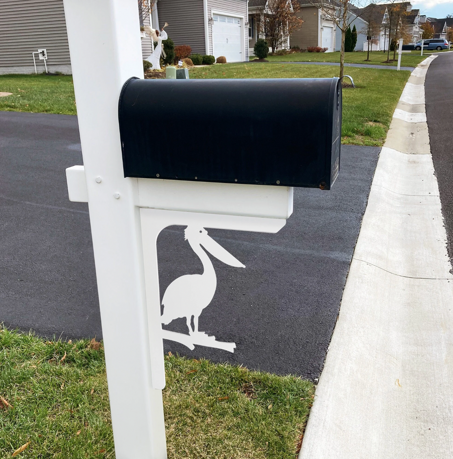 Pelican Mailbox Bracket